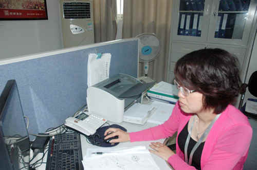 堅(jiān)守質(zhì)量，用心成長—記“仁和之星”成長之星李霞