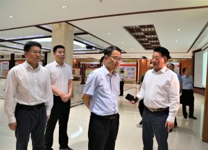 宜春市委副書記、代市長譚贛明視察仁和集團