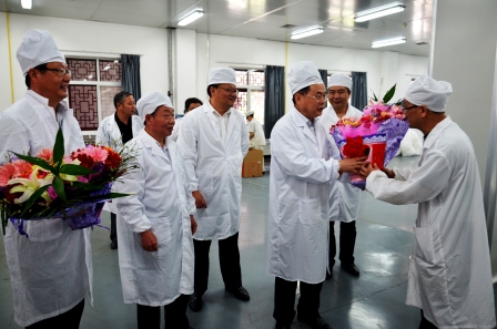 樟樹市領導五一節前夕走訪慰問仁和 (1).jpg